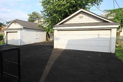 1st image of 16 Grand Ave
