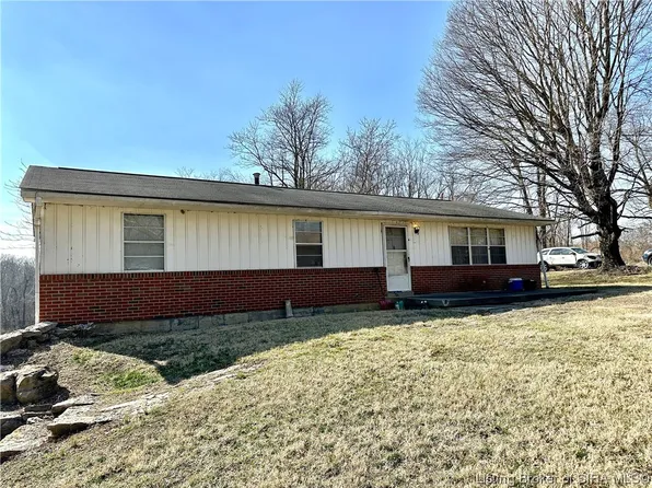 456 Thompson Street, Charlestown, IN 47111