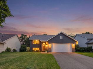 309 Wildhurst Rd, Waconia, MN 55387