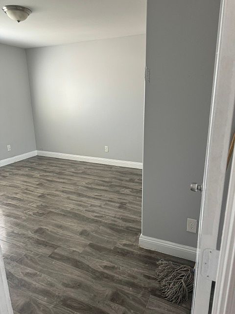 1st image of 3019 S Cloverdale Ave #8
