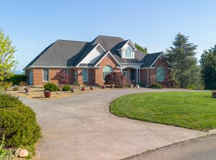 562 Providence Dr, Jefferson City, TN 37760