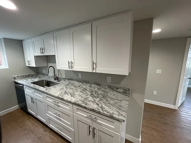 642 N 400 E — Photo 39