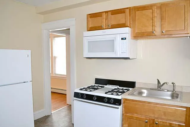 1 bed, 648 sqft, $1,850 — Photo 4