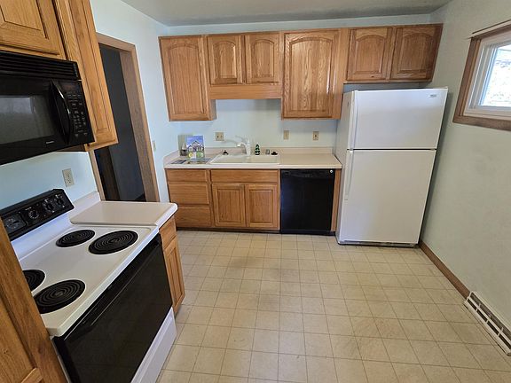 3rd image of 4918 Marvin Ave