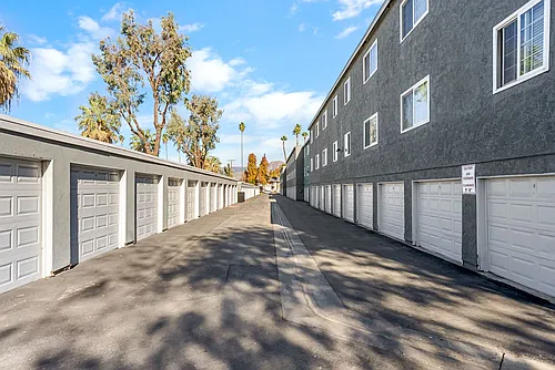 Countrywood Apartments Photo 1