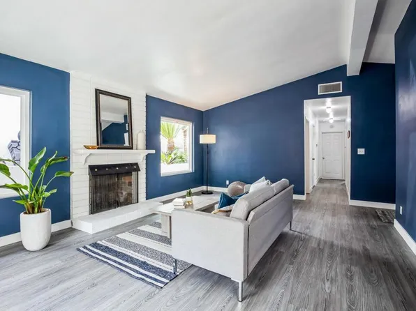 737 N Vine St, Fallbrook, CA 92028