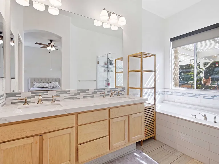 28587 Haskell Canyon Rd — Photo 21