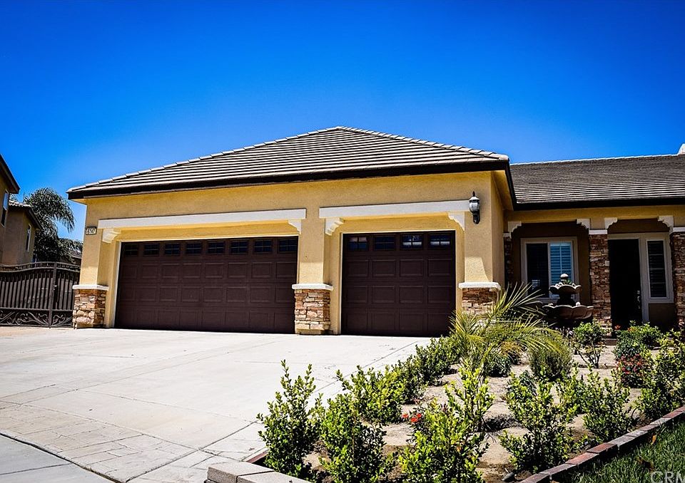 1st image of 6747 Pebble Canyon Ct