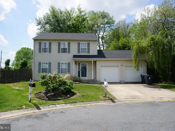4 Renee Ct, Newark, DE 19713