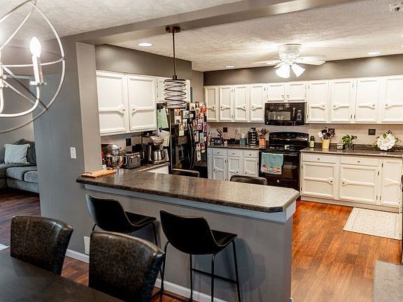 5th image of 1318 Regency Dr