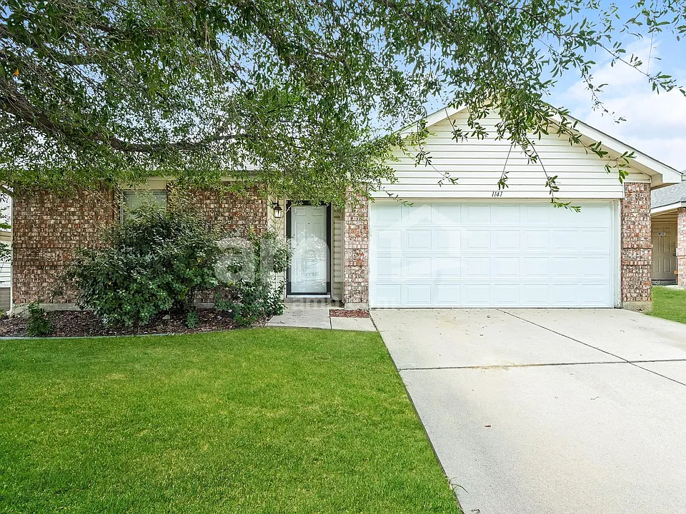 1141 Mustang Ridge Dr