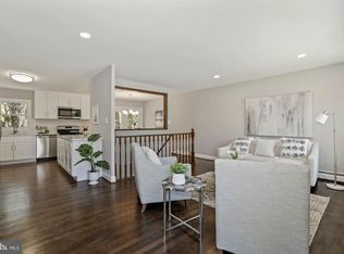 13623 Kingsman Rd, Woodbridge, VA 22193