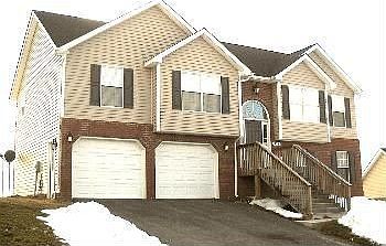 2nd image of 425 Windsor Dr