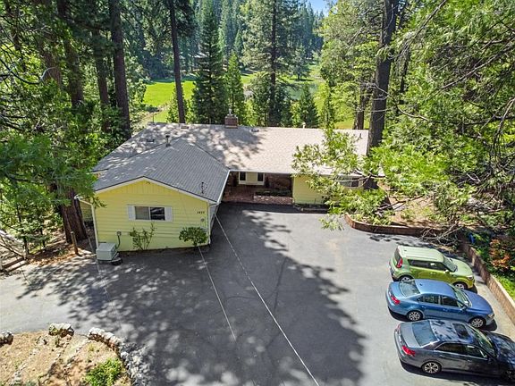 2nd image of 1407 Pine Drive