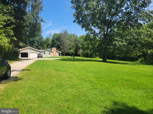 35 Reynolds Rd, East Berlin, PA 17316