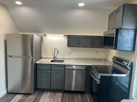 118 Park St, Springfield, VT