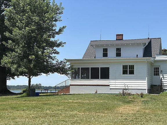 5th image of 300 Woods Point Rd