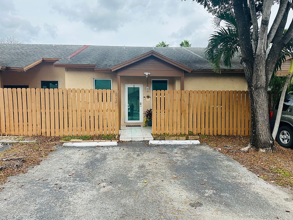 1st image of 6763 NW 186th Ln