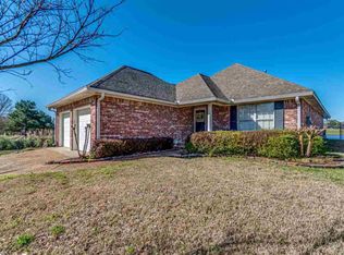 407 Clubhouse Dr, Pearl, MS 39208