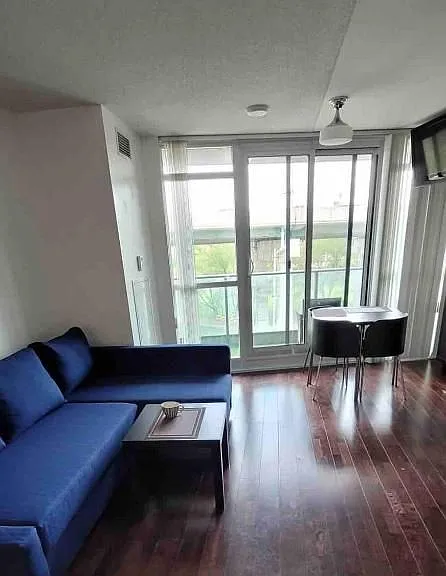 209 Fort York Blvd S #668 — Photo 2