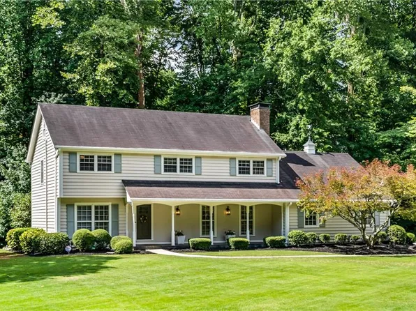 7160 Hunters Branch Dr, Sandy Springs, GA 30328
