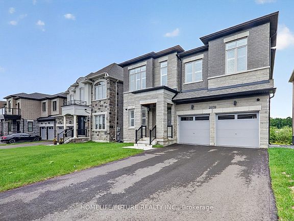 2nd image of 2939 Grindstone Cres