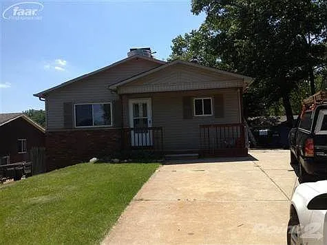 3085 Torrey Beach Dr photo 1