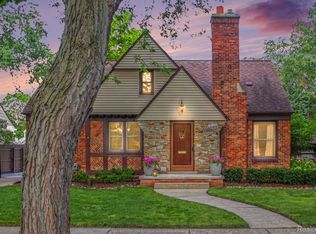 4098 Wakefield Rd, Berkley, MI 48072