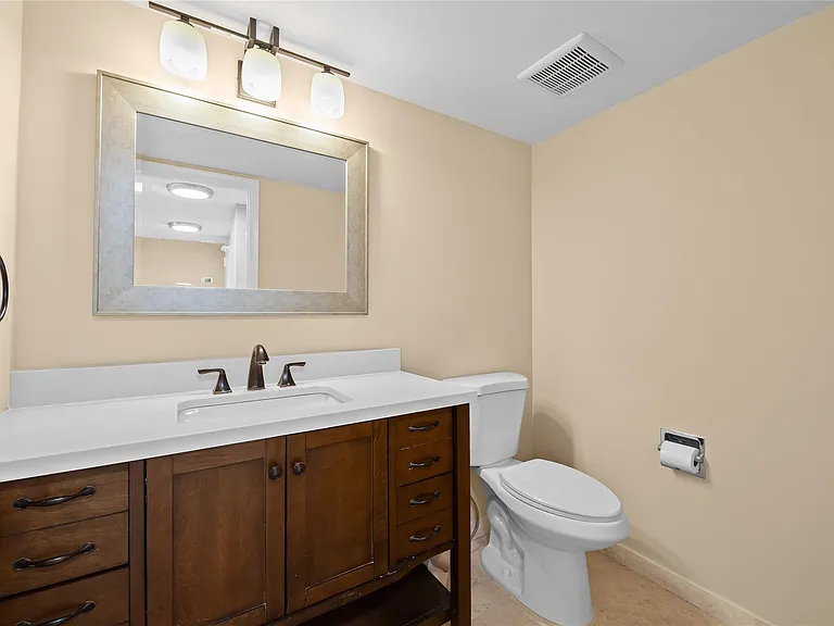 3900 Galt Ocean Dr #309 — Photo 17