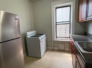 1150 President St APT C4, Brooklyn, NY 11225