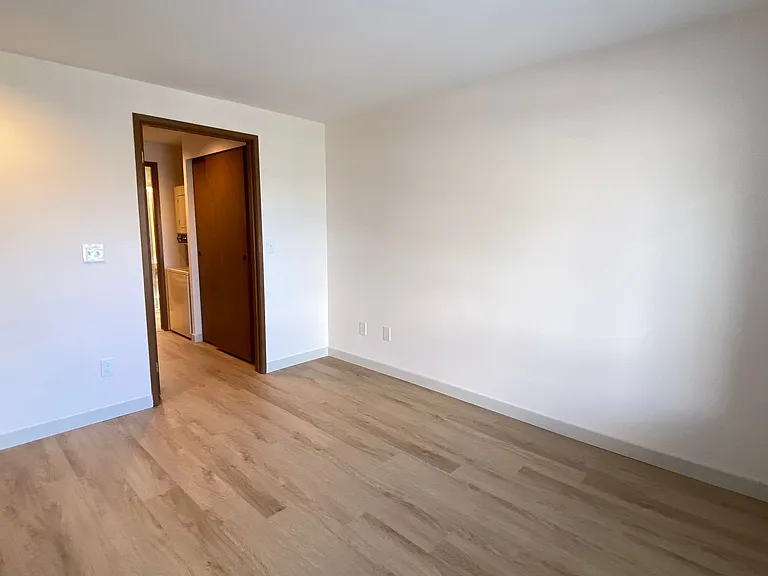 The Sandridge, LLC — Photo 11