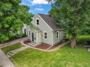 1418 E 3rd St, Sioux Falls, SD 57103