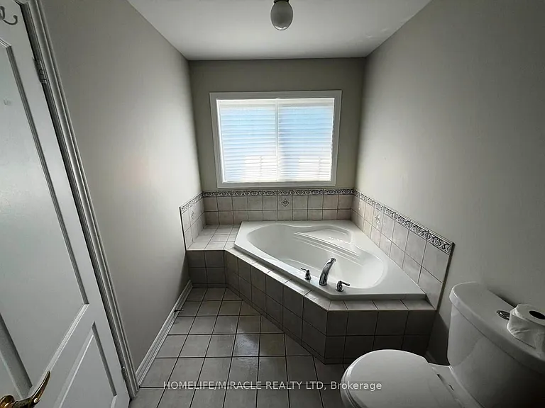 26 Fishing Cres — Photo 19
