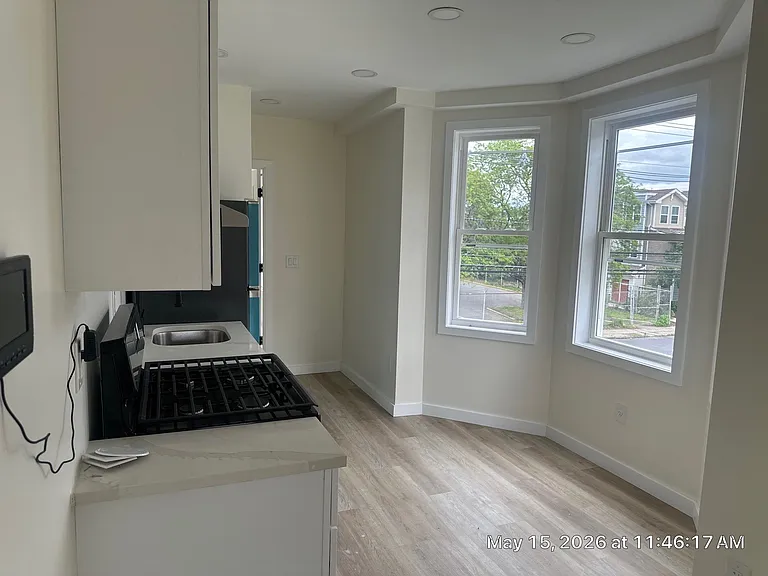131 Monmouth St #2 — Photo 5