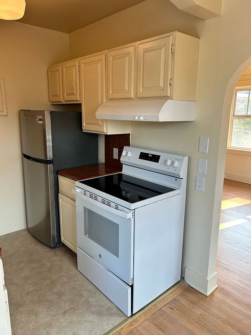 Glen Eden LLC — Photo 4