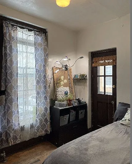 1 bed, 1.0 bath, $1,050 — Photo 4