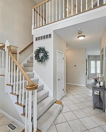 5th image of 301 Bradford Estates Ct