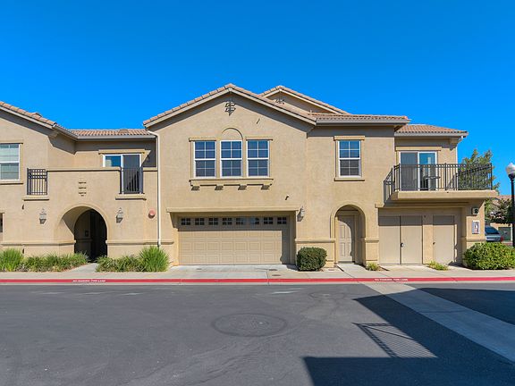 3rd image of 3301 N Park Dr Unit 813