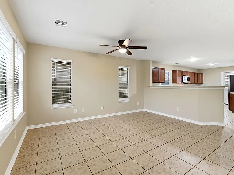 1230 Grassy View Dr — Photo 14
