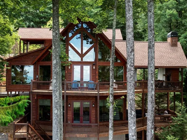 251 Ridge Cir, Blue Ridge, GA 30513