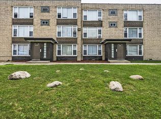 14133 S School St, Riverdale, IL 60827