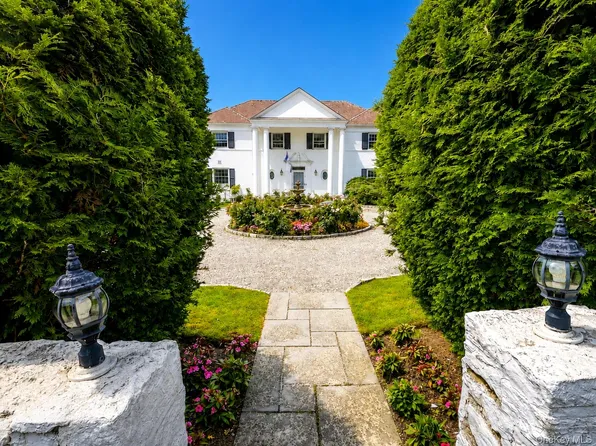 31 Griffen Avenue, Scarsdale, NY 10583