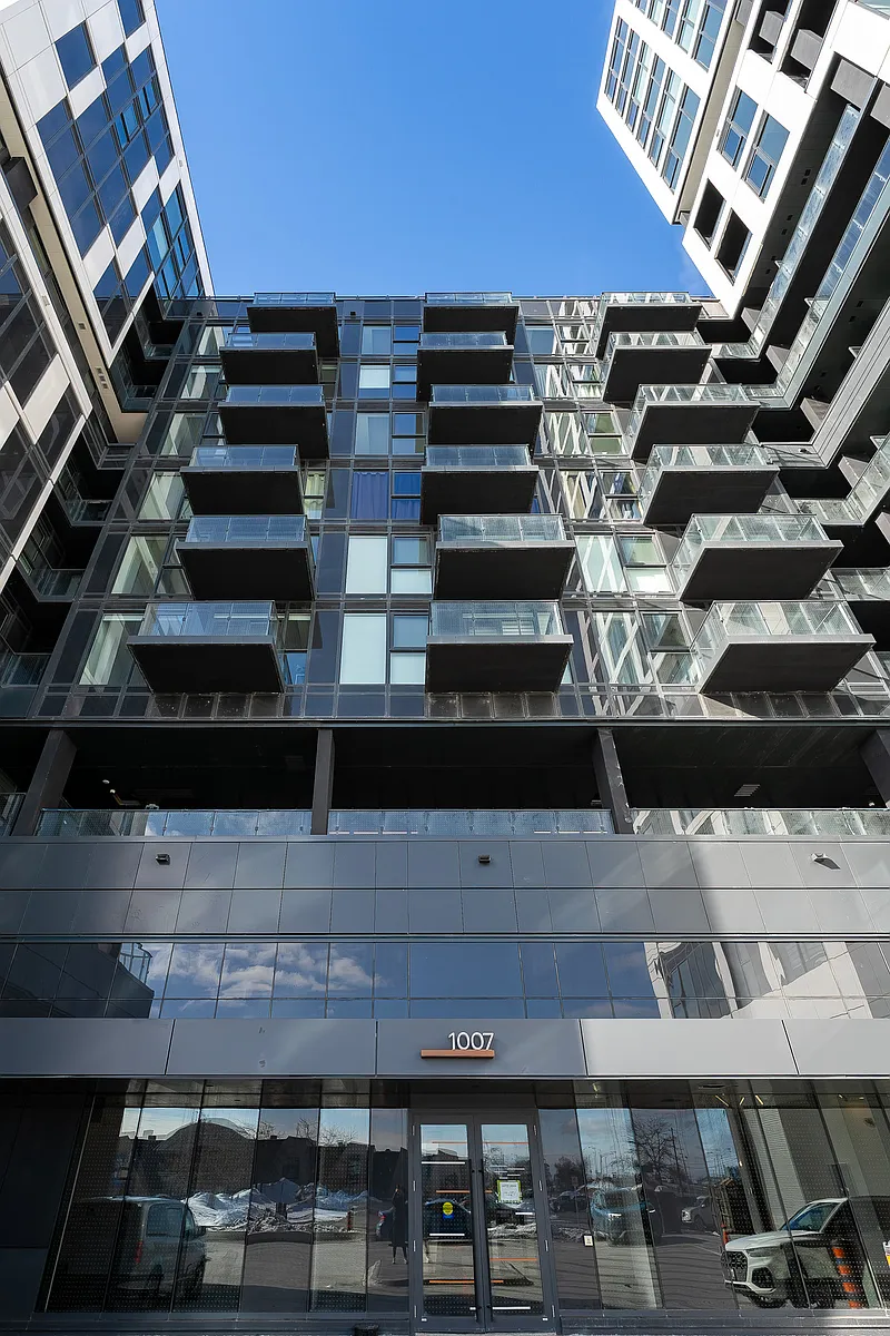 Building Photo - 1007 The Queensway #609
