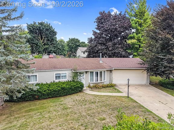 4th image of 4595 Newcroft Ct