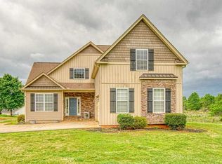170 Plantation Dr, Woodruff, SC 29388