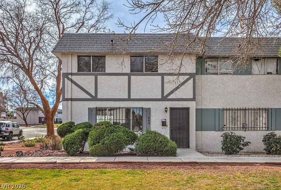 1st image of 566 Greenbriar Townhouse Way
