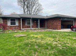 6874 Little Creek Dr, Troy, MI 48085