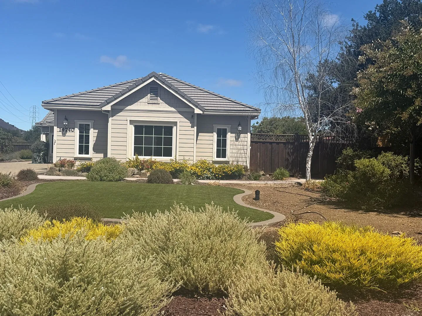 Unique Property with 8/10 Acres of parking behind the Palatial 3BR 3BA home nestled in the foothi... — Photo 4