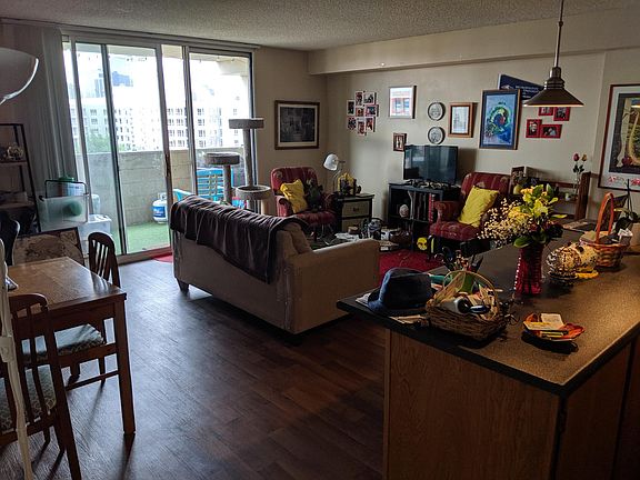 5th image of 1200 Galapago St APT 616