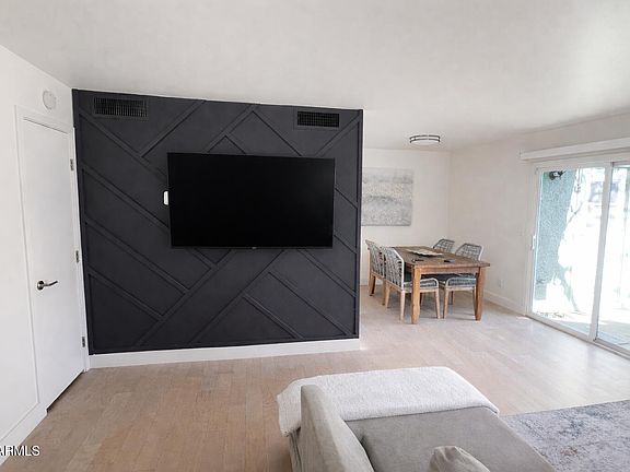 2nd image of 827 E COCHISE Drive #B